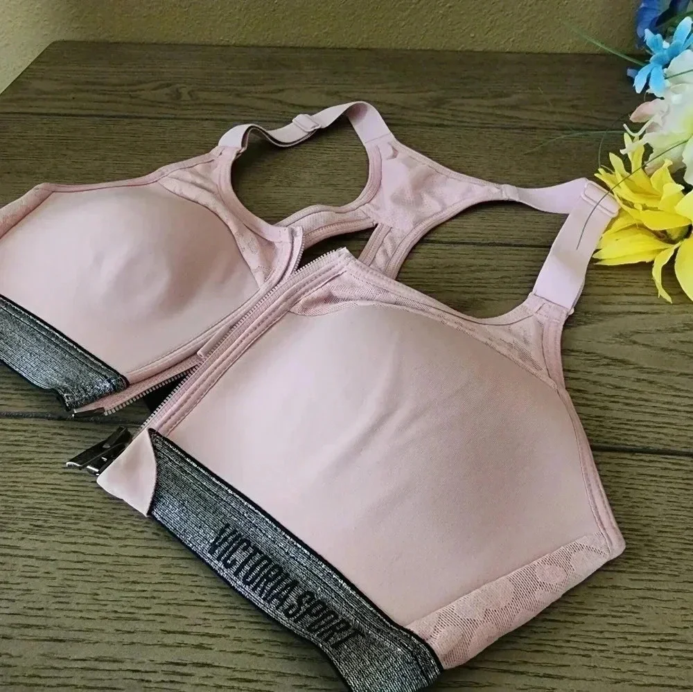 VS Incredible Lightweight max sports bra size 32B Pink - Picture 4 of 6